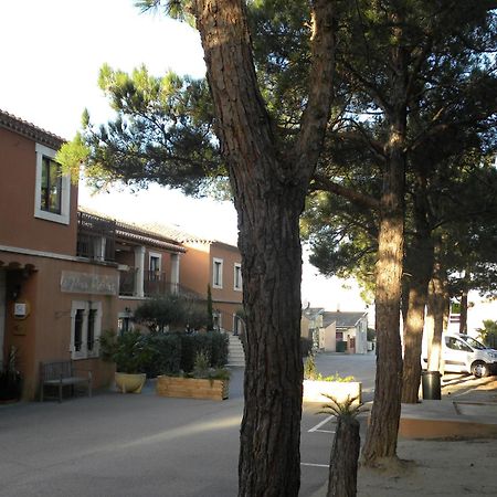 Hotel Du Mas Vinassan エクステリア 写真