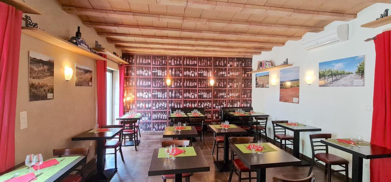 Hotel Du Mas Vinassan エクステリア 写真