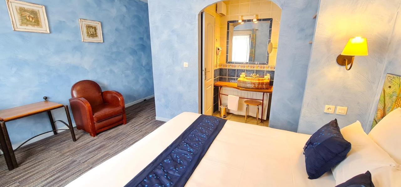 Hotel Du Mas Vinassan エクステリア 写真