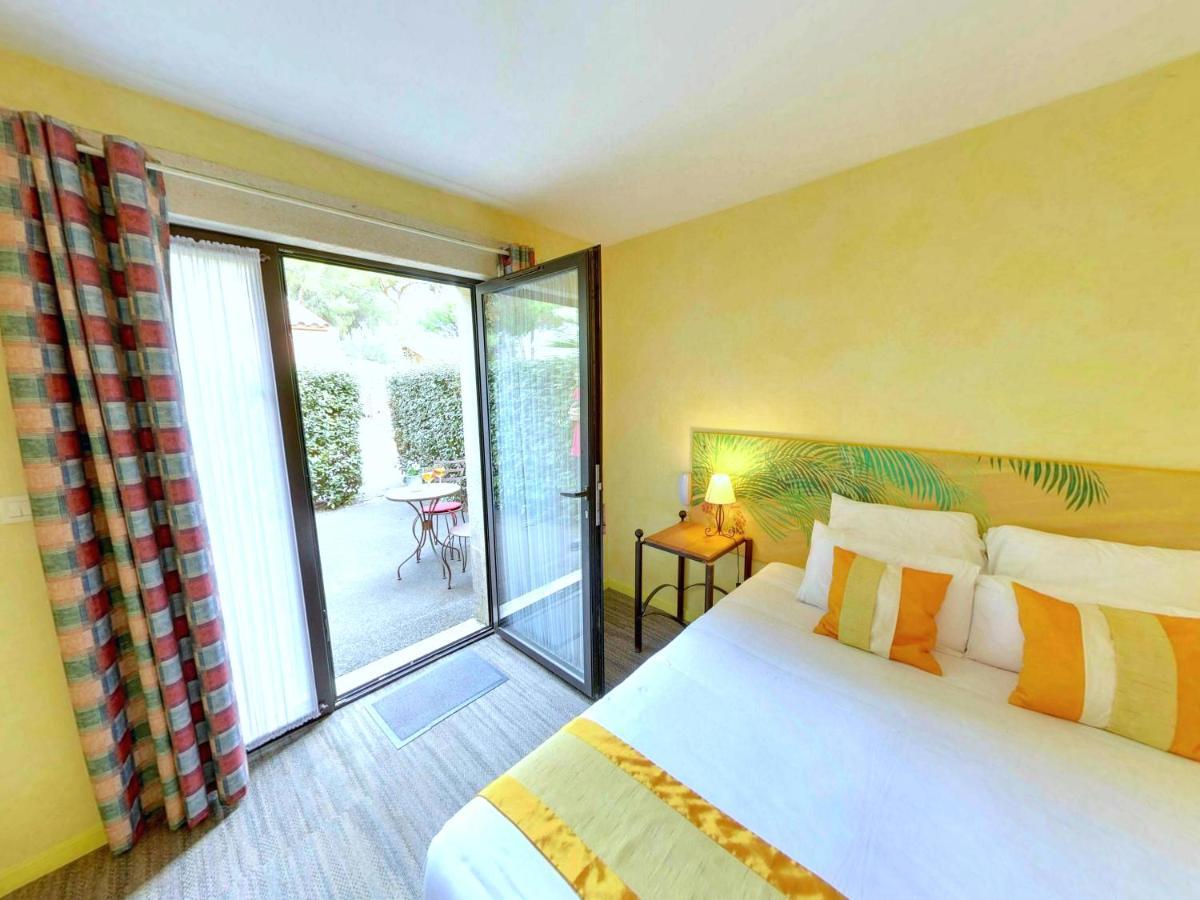 Hotel Du Mas Vinassan エクステリア 写真