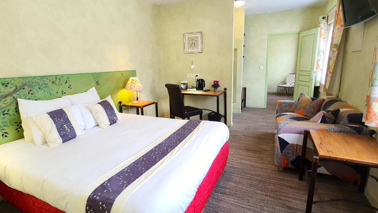 Hotel Du Mas Vinassan エクステリア 写真