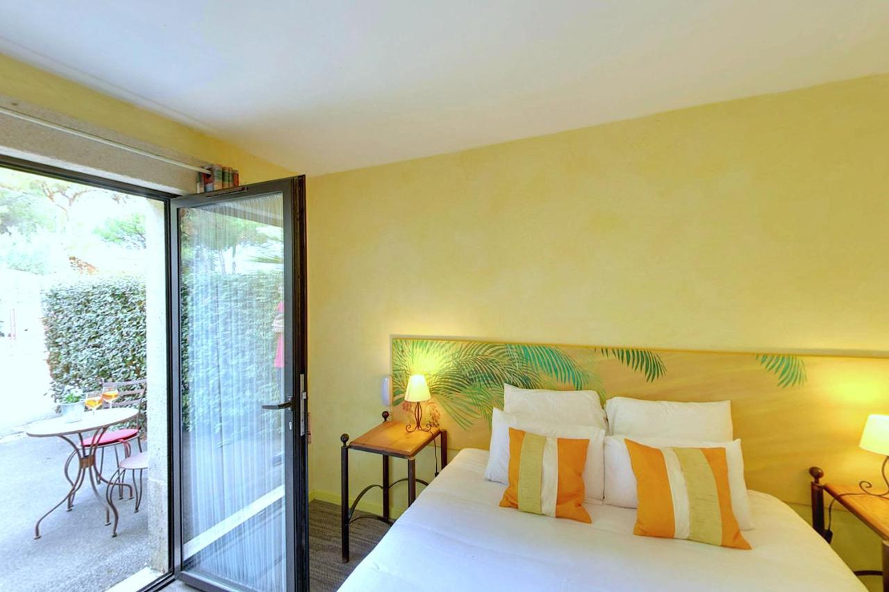 Hotel Du Mas Vinassan エクステリア 写真