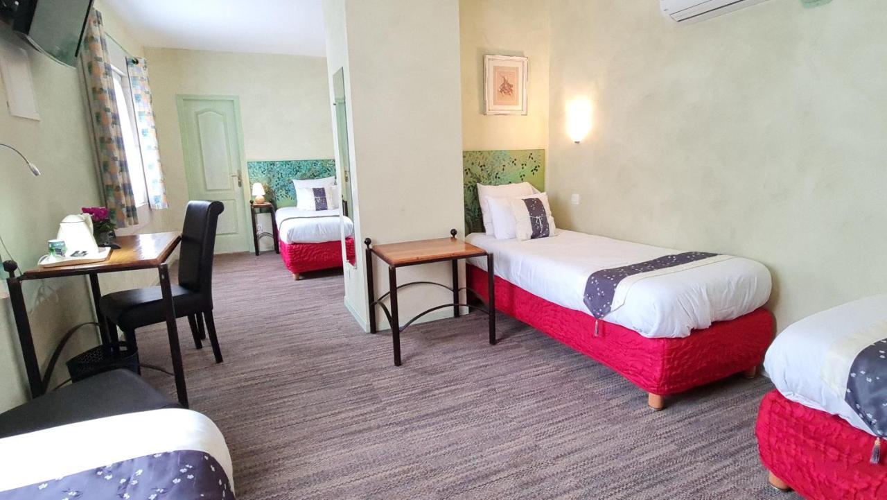 Hotel Du Mas Vinassan エクステリア 写真