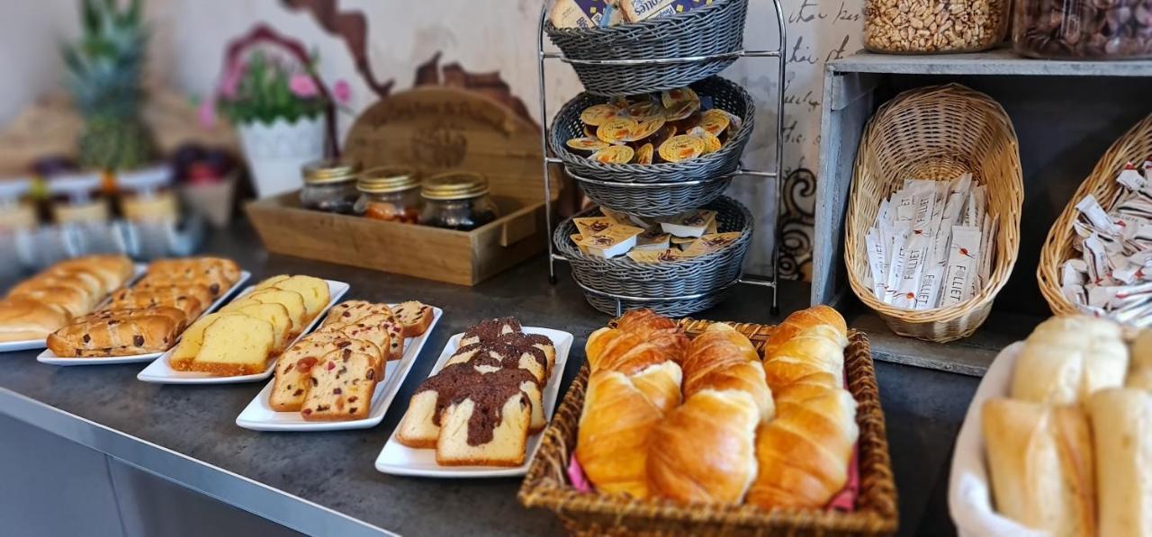 Hotel Du Mas Vinassan エクステリア 写真